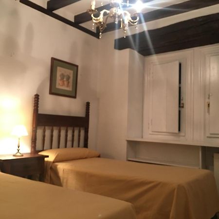 Apartamentos La Casona Ucieda Bagian luar foto