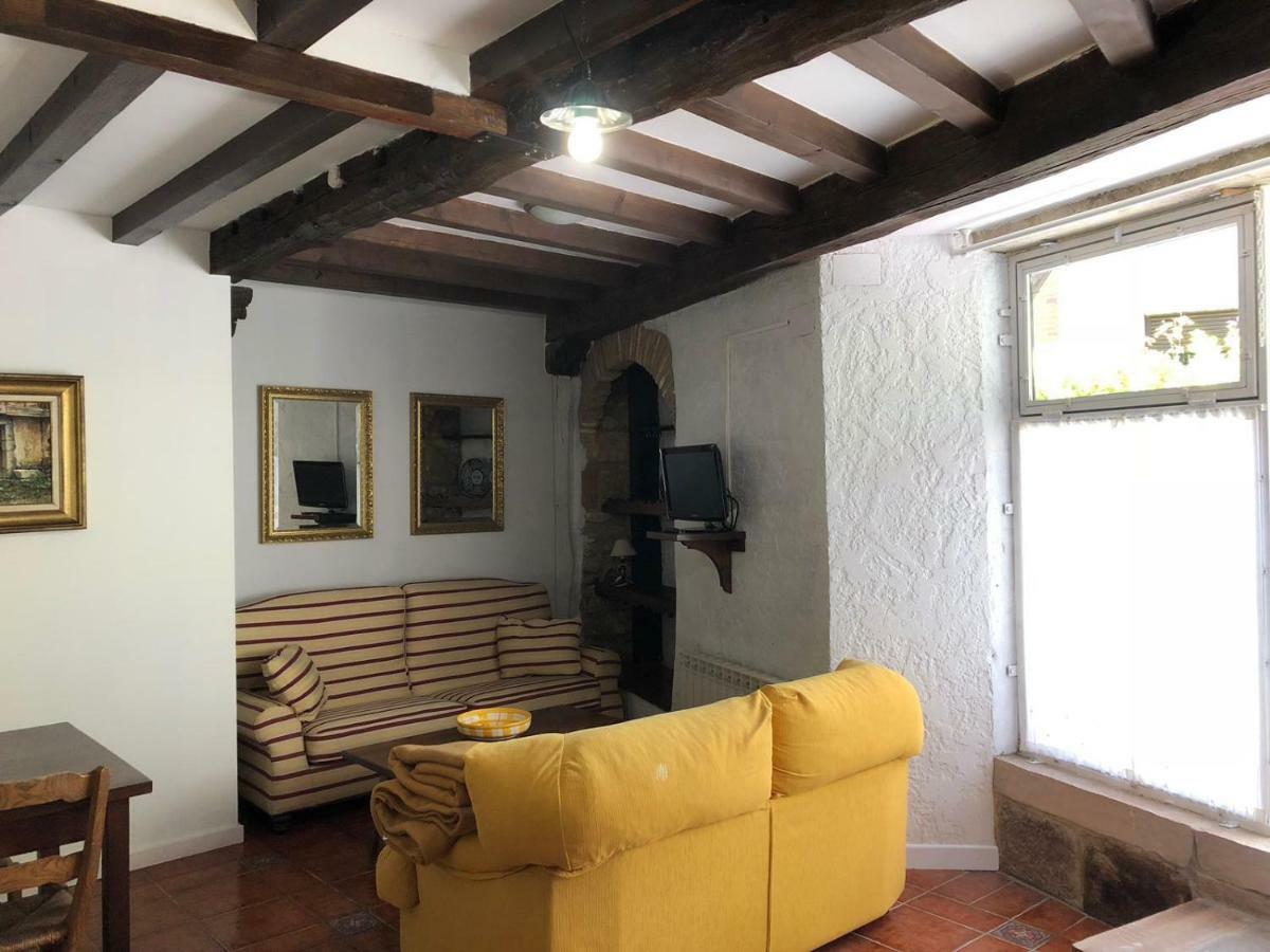 Apartamentos La Casona Ucieda Bagian luar foto
